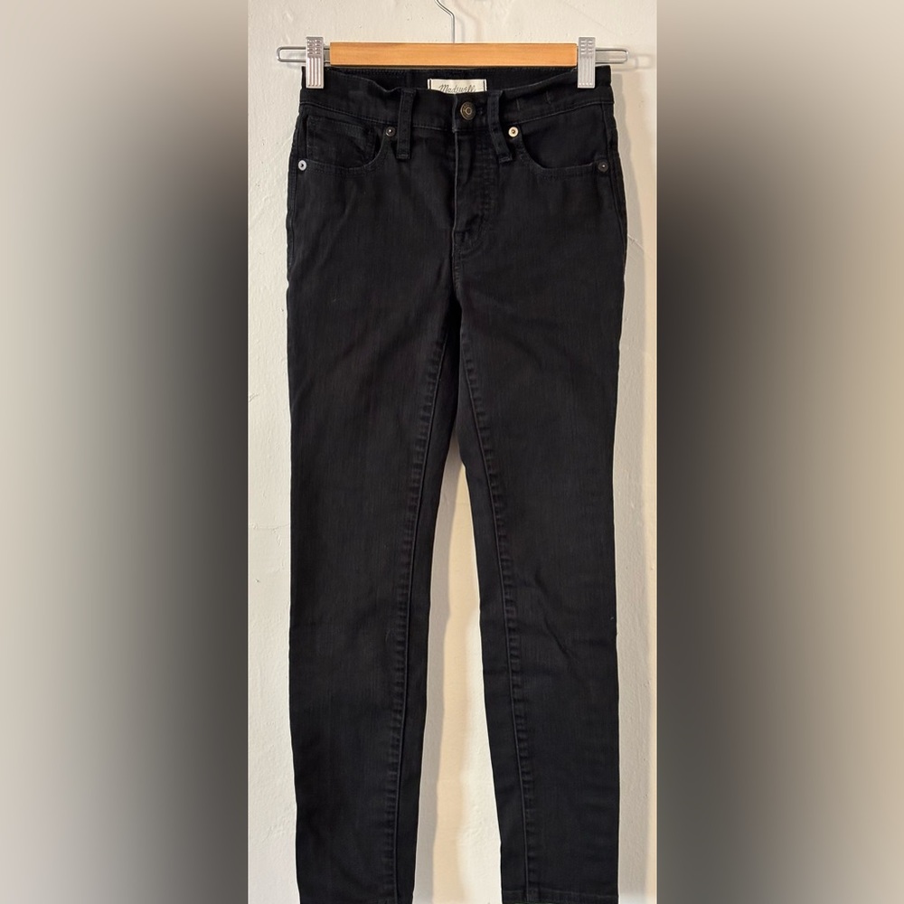 🌸 Madewell 9" Mid-Rise Skinny Black Jeans in Women’s Size 23P